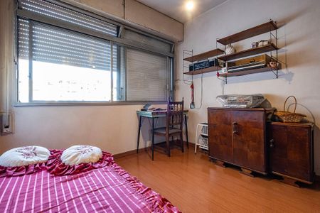 Apartamento à venda com 132m², 3 quartos e 2 vagas Apartamento à venda com 132m², 3 quartos e 2 vagasQuarto 3