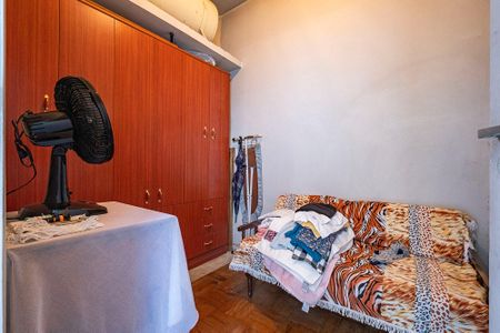 Apartamento à venda com 132m², 3 quartos e 2 vagas Apartamento à venda com 132m², 3 quartos e 2 vagasÁrea de Serviço - Quarto