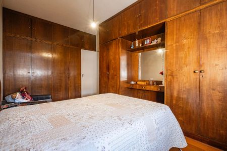 Apartamento à venda com 132m², 3 quartos e 2 vagas Apartamento à venda com 132m², 3 quartos e 2 vagasSuíte