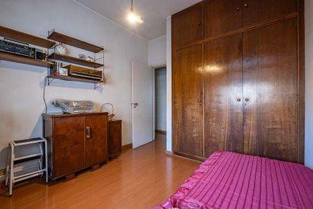 Apartamento à venda com 132m², 3 quartos e 2 vagas Apartamento à venda com 132m², 3 quartos e 2 vagasQuarto 3