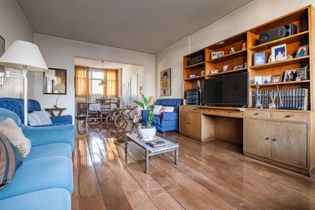 Sala de apartamento à venda com 3 quartos, 132m² em Cerqueira César, São Paulo