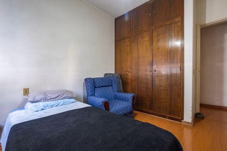Apartamento à venda com 132m², 3 quartos e 2 vagas Apartamento à venda com 132m², 3 quartos e 2 vagasQuarto 2