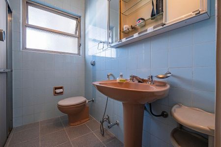 Apartamento à venda com 132m², 3 quartos e 2 vagas Apartamento à venda com 132m², 3 quartos e 2 vagasBanheiro