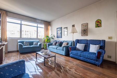 Apartamento à venda com 132m², 3 quartos e 2 vagas Apartamento à venda com 132m², 3 quartos e 2 vagasSala