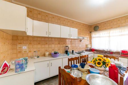 Casa à venda com 120m², 2 quartos e 2 vagasCozinha