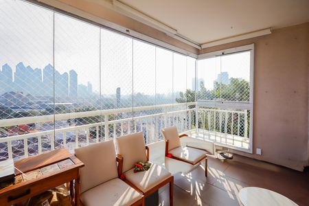 Varanda de apartamento para alugar com 3 quartos, 81m² em Vila Isa, São Paulo