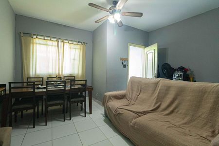 Casa à venda com 45m², 2 quartos e sem vaga Casa à venda com 45m², 2 quartos e sem vagaSala