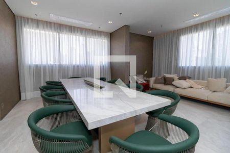 Apartamento à venda com 306m², 4 quartos e 3 vagas Apartamento à venda com 306m², 4 quartos e 3 vagasÁrea comum - Salão de festas