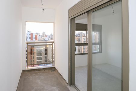 Apartamento à venda com 306m², 4 quartos e 3 vagas Apartamento à venda com 306m², 4 quartos e 3 vagasSuíte 3