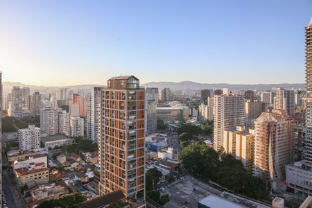Apartamento à venda com 306m², 4 quartos e 3 vagas Apartamento à venda com 306m², 4 quartos e 3 vagasVista do Escritório
