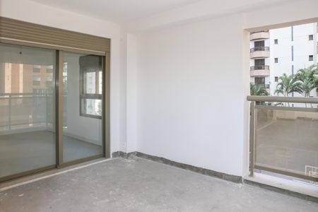 Apartamento à venda com 146m², 4 quartos e 2 vagas Apartamento à venda com 146m², 4 quartos e 2 vagasSacada