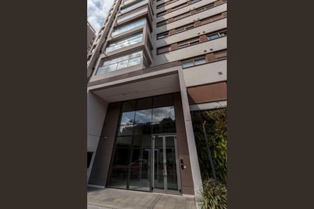 Fachada de apartamento para alugar com 2 quartos, 65m² em Indianópolis, São Paulo