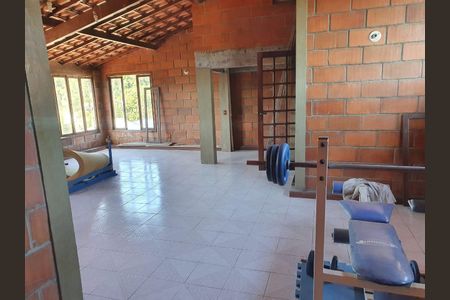 Casa à venda com 6 quartos, 210m² em Maravista, Niterói