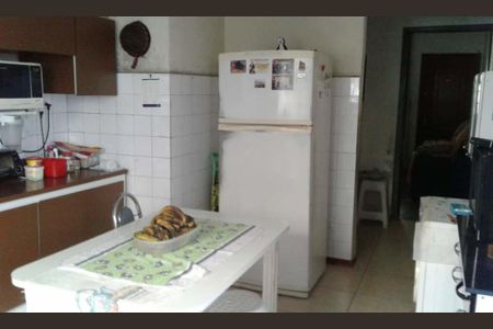 Casa à venda com 2 quartos, 240m² em Jardim Umarizal, São Paulo