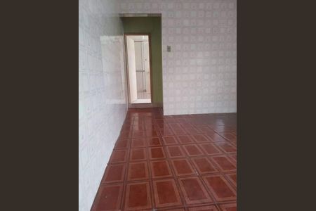 Casa à venda com 2 quartos, 80m² em Parque Maria Domitila, São Paulo