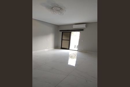 Casa à venda com 250m², 4 quartos e 4 vagas