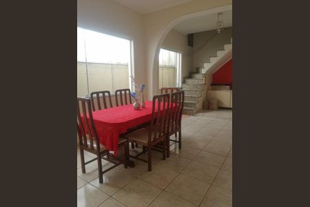 Casa à venda com 4 quartos, 230m² em Vila Palmares, São Bernardo do Campo