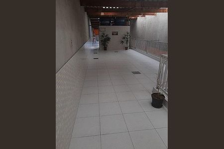 Casa à venda com 280m², 2 quartos e 3 vagas Casa à venda com 280m², 2 quartos e 3 vagasQUINTAL