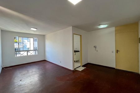 Apartamento à venda com 2 quartos, 64m² em Parque Bristol, São Paulo