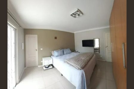 Casa à venda com 3 quartos, 292m² em Vila Granada, São Paulo