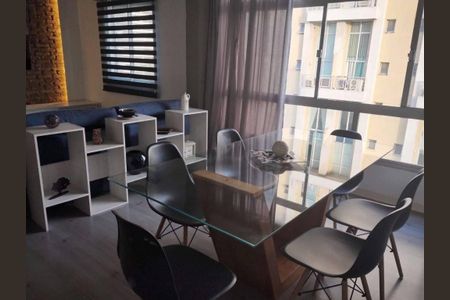 Apartamento à venda com 94m², 2 quartos e 1 vaga