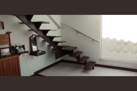 Casa à venda com 4 quartos, 272m² em Várzea das Moças, Niterói