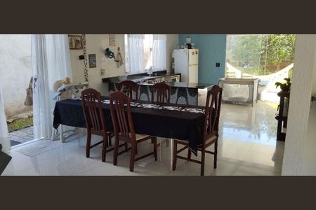 Casa à venda com 4 quartos, 272m² em Várzea das Moças, Niterói
