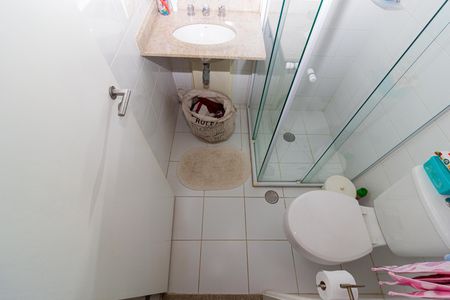 Casa de condomínio à venda com 96m², 3 quartos e 2 vagas Casa de condomínio à venda com 96m², 3 quartos e 2 vagasBanheiro