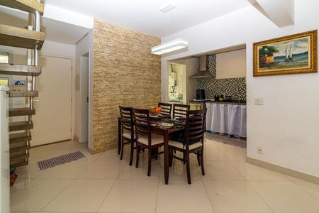 Casa de condomínio à venda com 96m², 3 quartos e 2 vagas Casa de condomínio à venda com 96m², 3 quartos e 2 vagasSala de Jantar