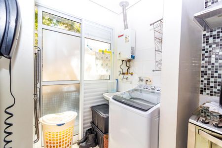 Casa de condomínio à venda com 96m², 3 quartos e 2 vagas Casa de condomínio à venda com 96m², 3 quartos e 2 vagasCozinha e Área de Serviço