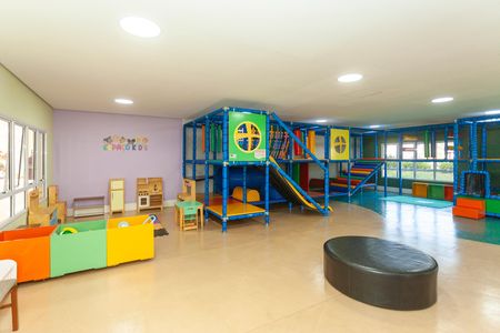 Casa de condomínio à venda com 96m², 3 quartos e 2 vagas Casa de condomínio à venda com 96m², 3 quartos e 2 vagasBrinquedoteca