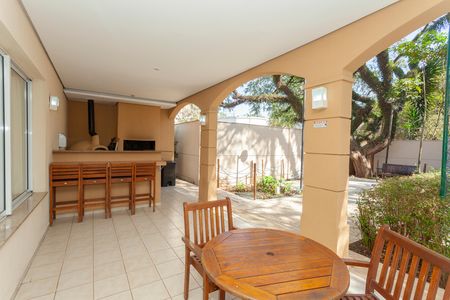 Casa de condomínio à venda com 96m², 3 quartos e 2 vagas Casa de condomínio à venda com 96m², 3 quartos e 2 vagasÁrea comum - Churrasqueira