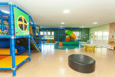 Casa de condomínio à venda com 96m², 3 quartos e 2 vagas Casa de condomínio à venda com 96m², 3 quartos e 2 vagasBrinquedoteca