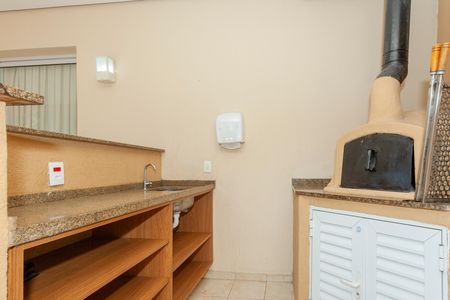 Casa de condomínio à venda com 96m², 3 quartos e 2 vagas Casa de condomínio à venda com 96m², 3 quartos e 2 vagasÁrea comum - Churrasqueira