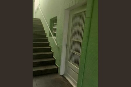 Casa à venda com 2 quartos, 100m² em Parque Vitoria, São Paulo