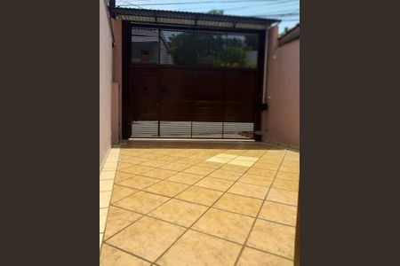 Casa à venda com 184m², 3 quartos e 4 vagas