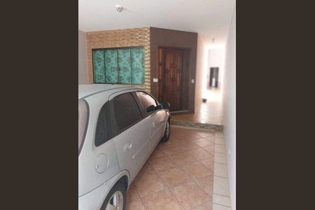 Casa à venda com 184m², 3 quartos e 4 vagas