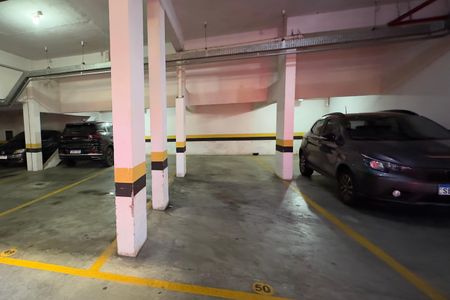 Apartamento para alugar com 100m², 3 quartos e 2 vagas Apartamento para alugar com 100m², 3 quartos e 2 vagasGaragem