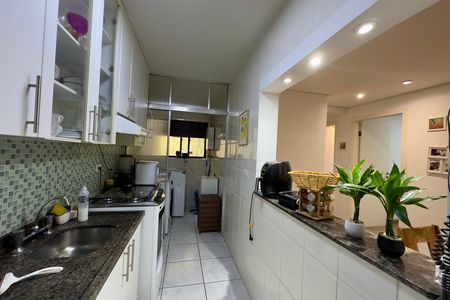 Apartamento para alugar com 100m², 3 quartos e 2 vagas Apartamento para alugar com 100m², 3 quartos e 2 vagasCozinha