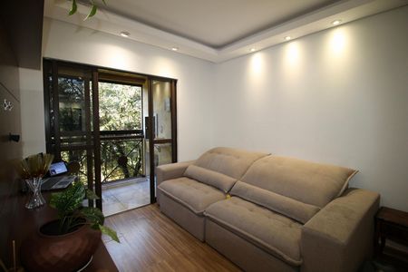 Apartamento para alugar com 100m², 3 quartos e 2 vagas Apartamento para alugar com 100m², 3 quartos e 2 vagasSala de TV
