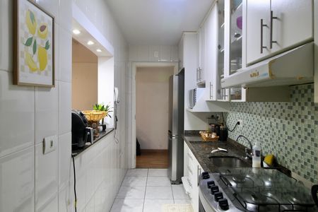 Apartamento para alugar com 100m², 3 quartos e 2 vagas Apartamento para alugar com 100m², 3 quartos e 2 vagasCozinha