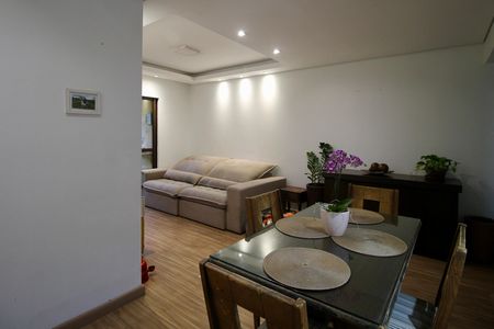 Apartamento para alugar com 100m², 3 quartos e 2 vagas Apartamento para alugar com 100m², 3 quartos e 2 vagasSala - Detalhe