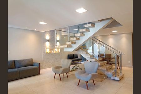 Casa à venda com 3 quartos, 254m² em Mooca, São Paulo