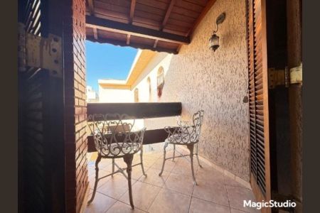 Casa à venda com 147m², 3 quartos e 3 vagas Casa à venda com 147m², 3 quartos e 3 vagasFoto 15