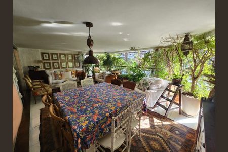 Apartamento à venda com 153m², 3 quartos e 2 vagas