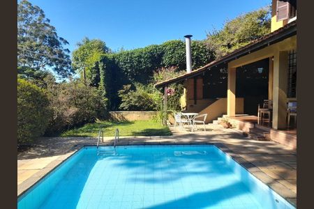 Casa à venda com 3 quartos, 369m² em Morumbi, São Paulo
