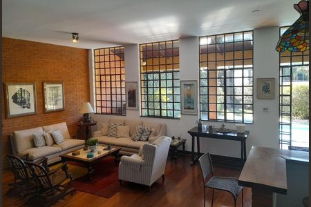 Casa à venda com 3 quartos, 369m² em Morumbi, São Paulo