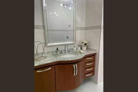 Apartamento à venda com 137m², 3 quartos e 2 vagas