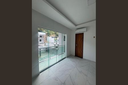 Casa à venda com 3 quartos, 183m² em Jardim Sulacap, Rio de Janeiro