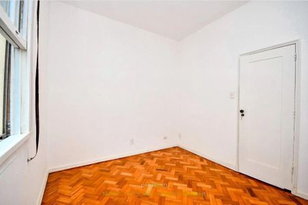 Apartamento à venda com 3 quartos, 95m² em Leme, Rio de Janeiro